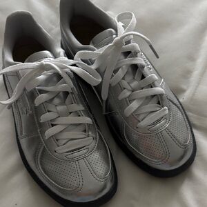 Puma Silver Low-Top Sneakers with White Laces